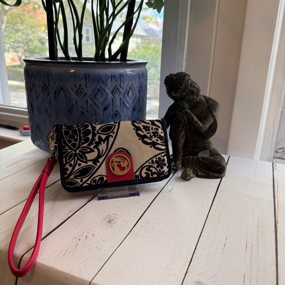 Spartina | Black and Cream Floral Wallet/Wristlet with Coral Pink Accents